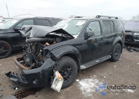 2011 Nissan Pathfinder Silver/Sv z USA, uszkodzony, nr VIN 5N1AR1NB6BC612498